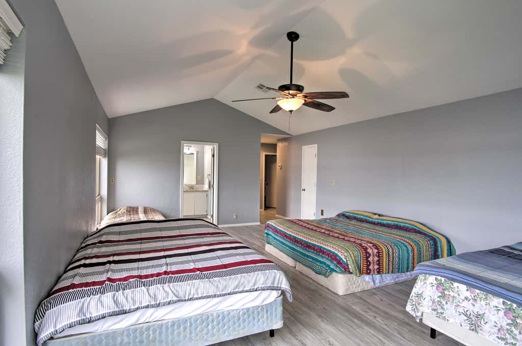 Lakefront Home w/ Private Beach Access!