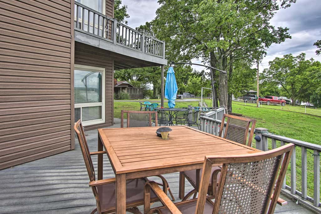 Lakefront Home w/ Private Beach Access!