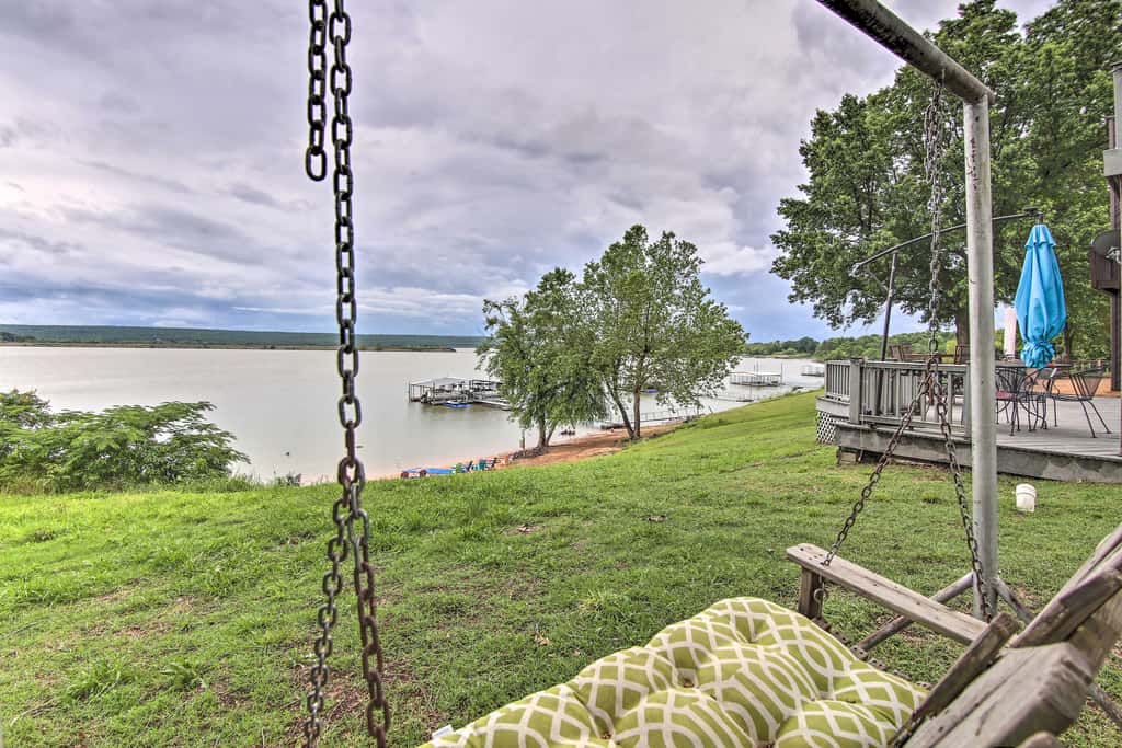 Lakefront Home w/ Private Beach Access!