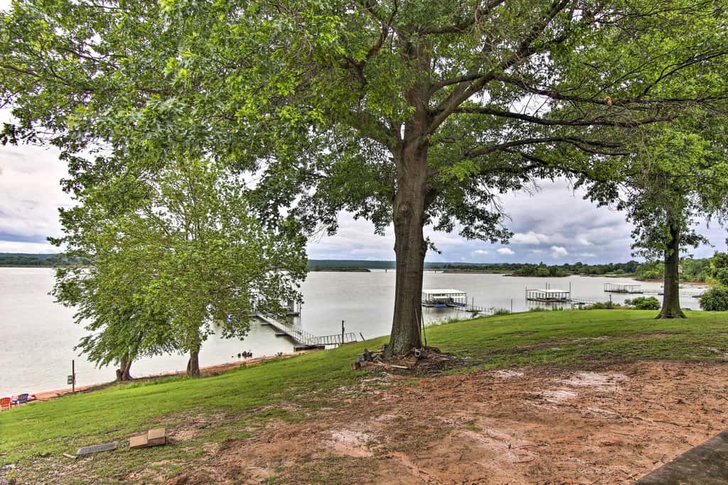 Lakefront Home w/ Private Beach Access!