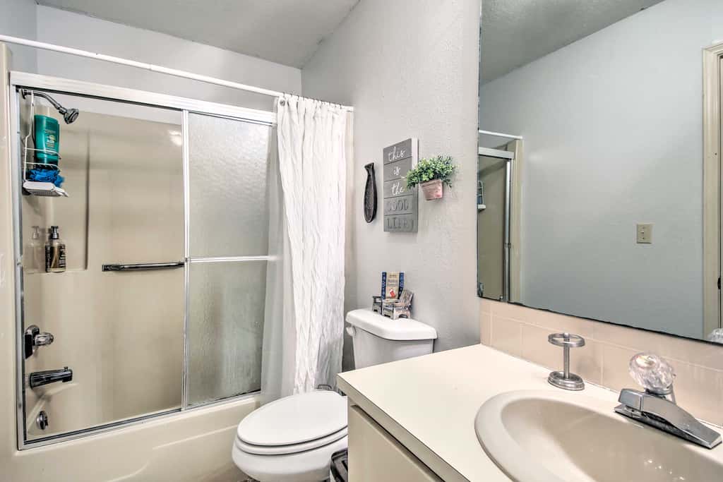 Lakefront Home w/ Private Beach Access!
