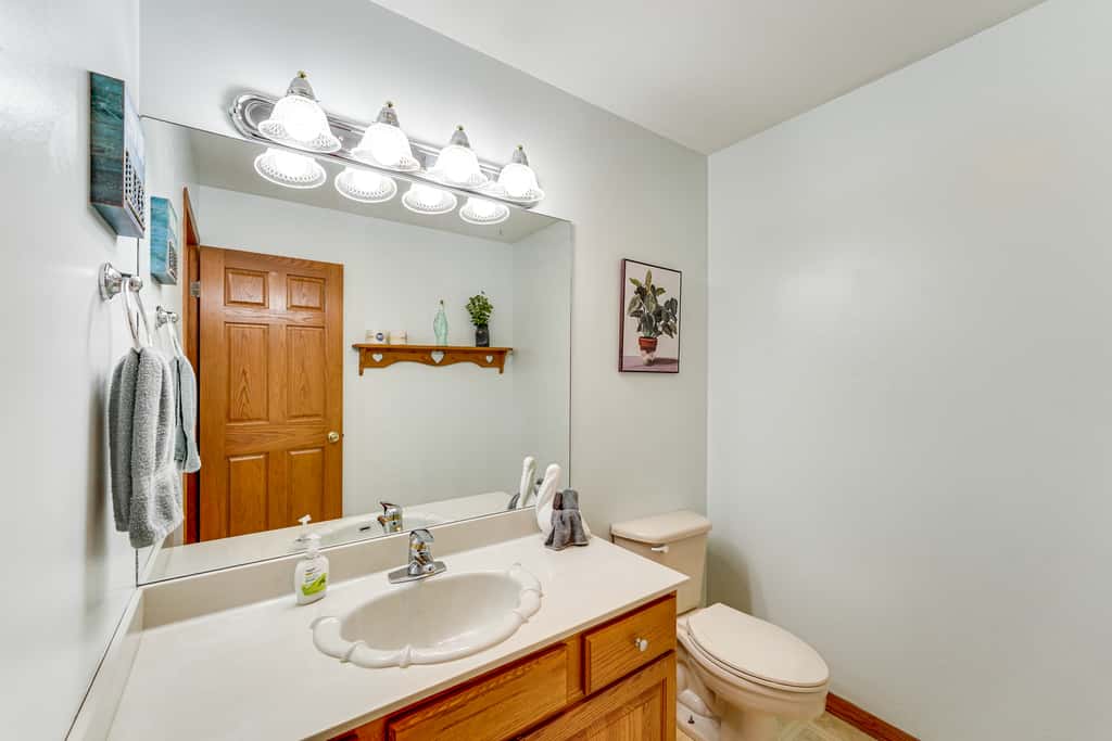 Large Lakefront Home | Pool, Hot Tub & Boat Dock