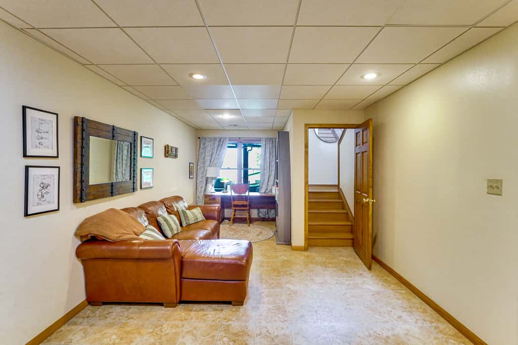 Large Lakefront Home | Pool, Hot Tub & Boat Dock