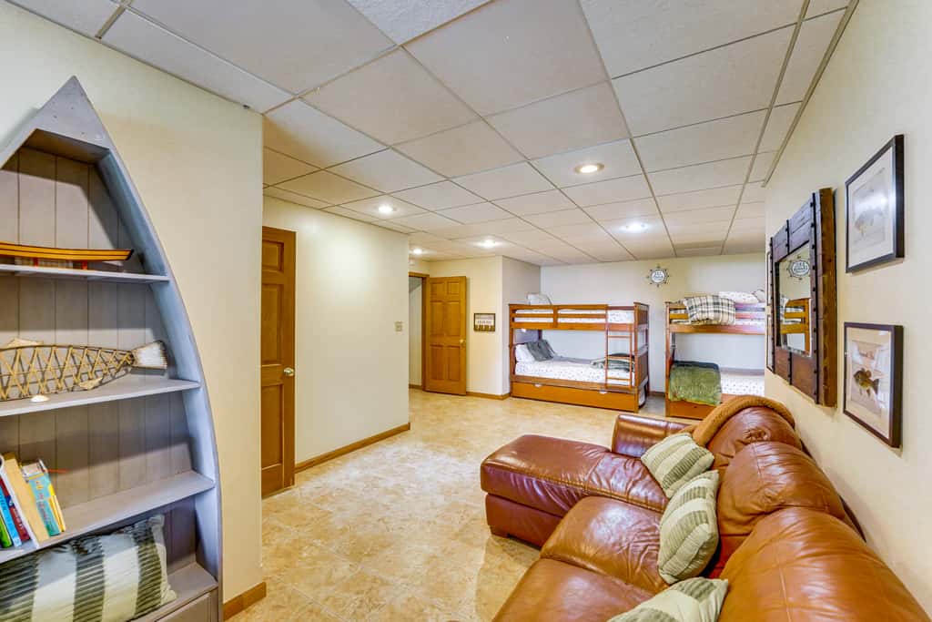 Large Lakefront Home | Pool, Hot Tub & Boat Dock