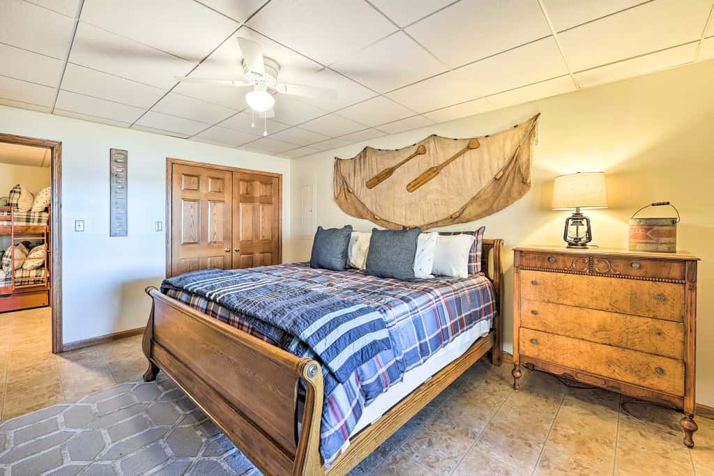Large Lakefront Home | Pool, Hot Tub & Boat Dock