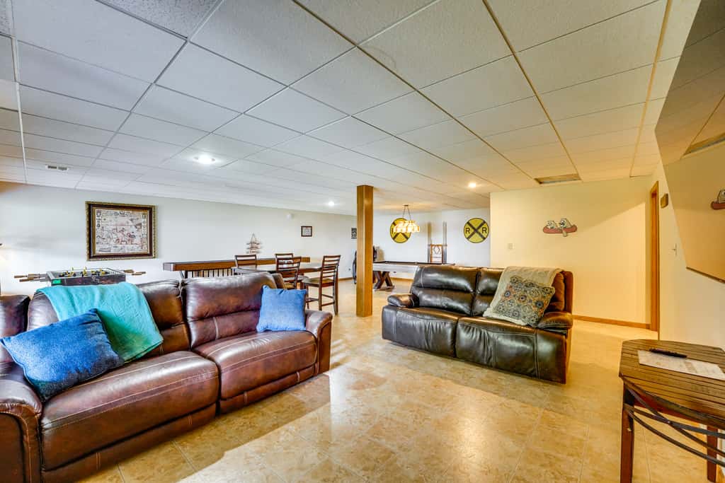 Large Lakefront Home | Pool, Hot Tub & Boat Dock