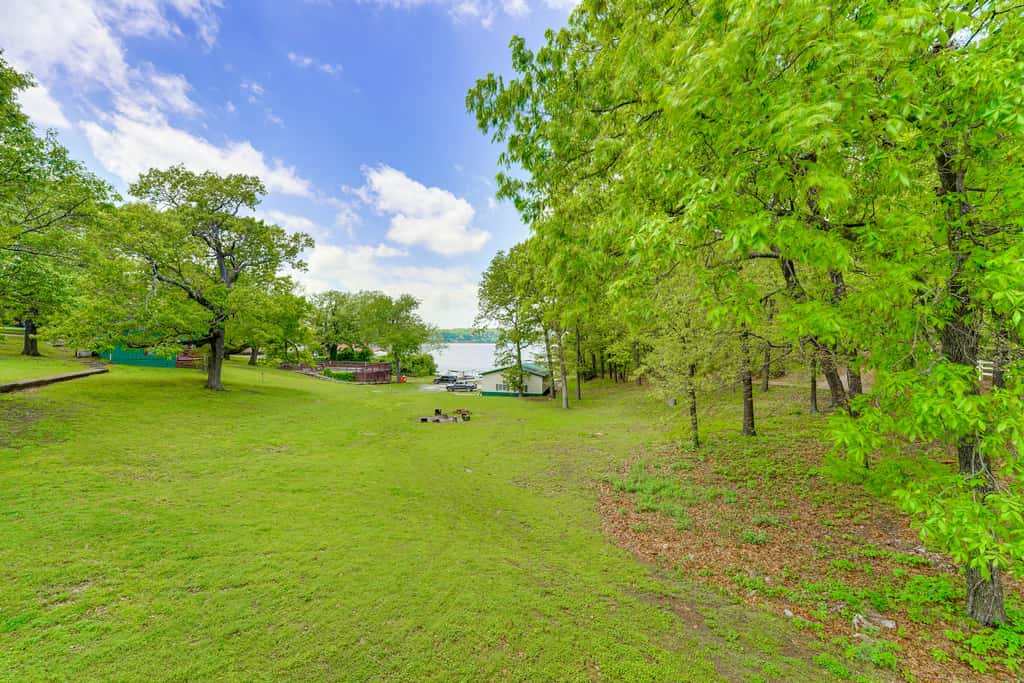 Large Lakefront Home | Pool, Hot Tub & Boat Dock