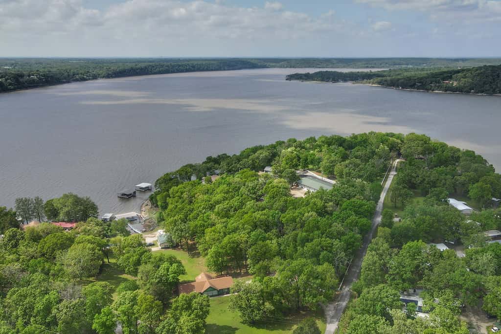 Large Lakefront Home | Pool, Hot Tub & Boat Dock