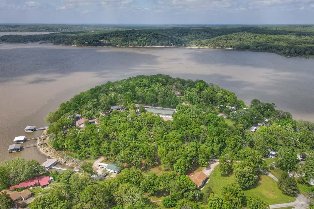 Large Lakefront Home | Pool, Hot Tub & Boat Dock