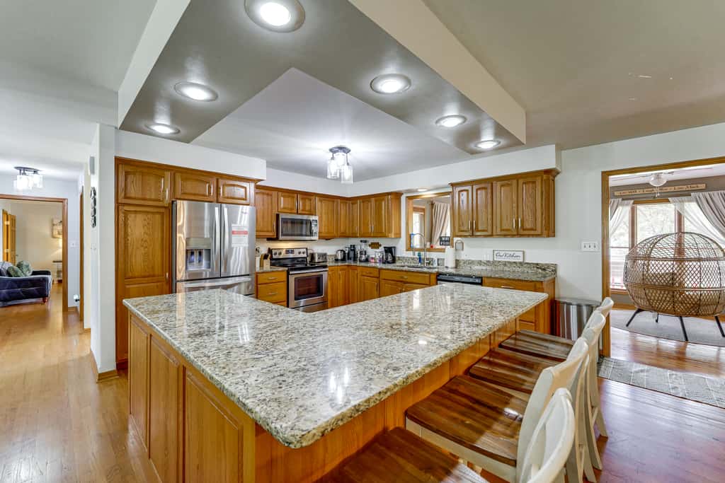 Large Lakefront Home | Pool, Hot Tub & Boat Dock