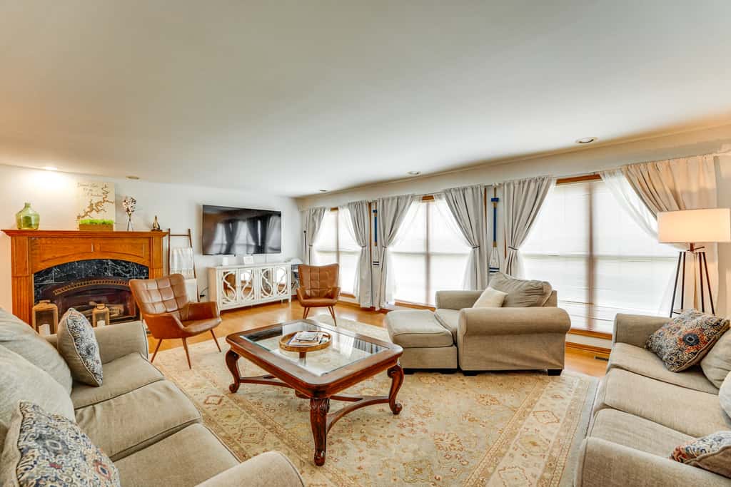 Large Lakefront Home | Pool, Hot Tub & Boat Dock