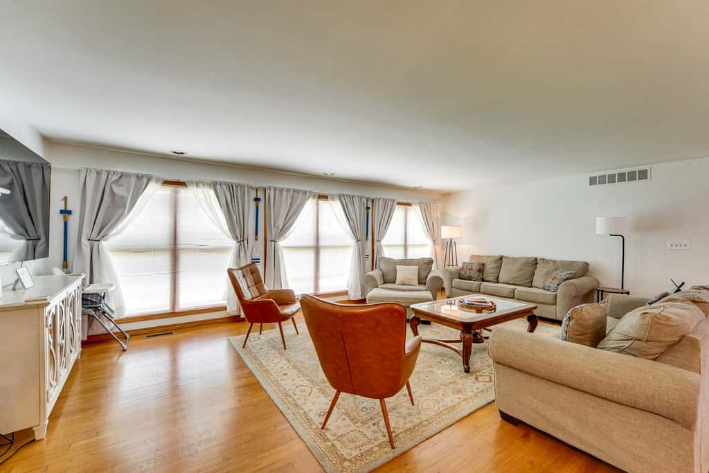 Large Lakefront Home | Pool, Hot Tub & Boat Dock