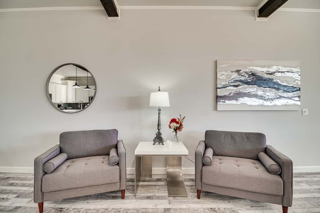 Lake & Sunset Views: Spacious Monkey Island Home