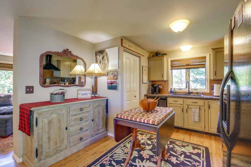 Red Lodge Mountain Home < 7 Miles to Ski Slopes!