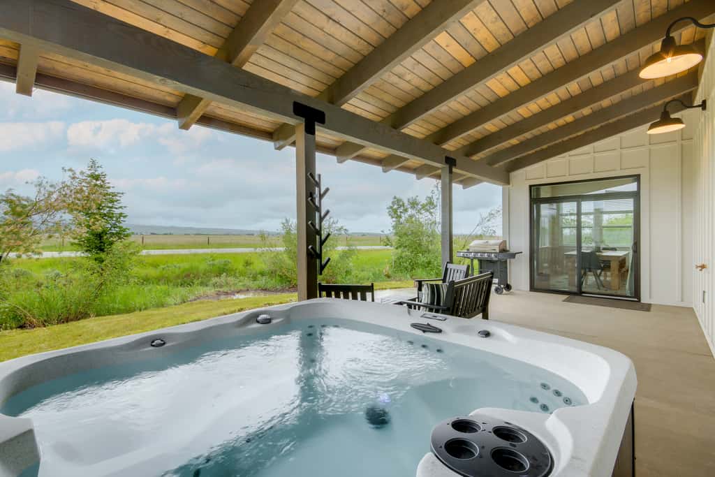 Hot Tub & Deck at Red Lodge Retreat