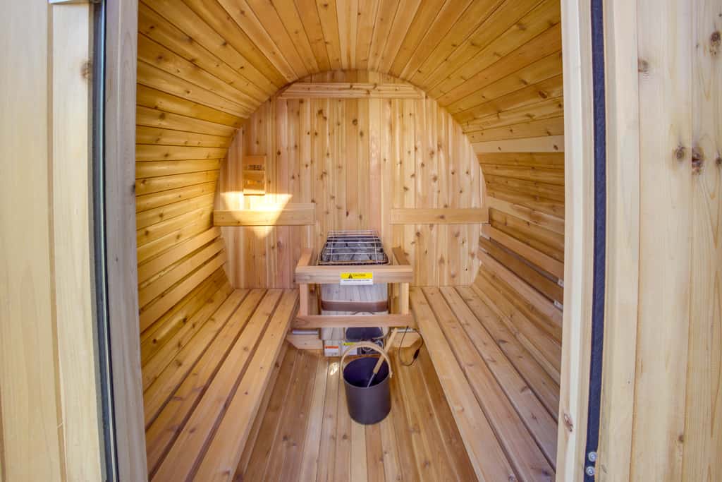 Red Lodge Cabin w/ Hot Tub ~ 1/2 Mi to Downtown!