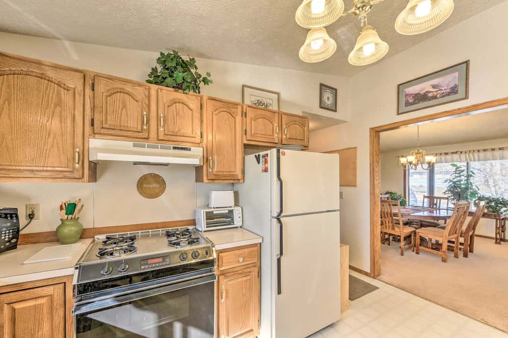 Mountain-View Buena Vista Home: 1 Mile to Main St!