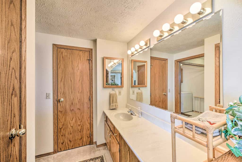 Mountain-View Buena Vista Home: 1 Mile to Main St!