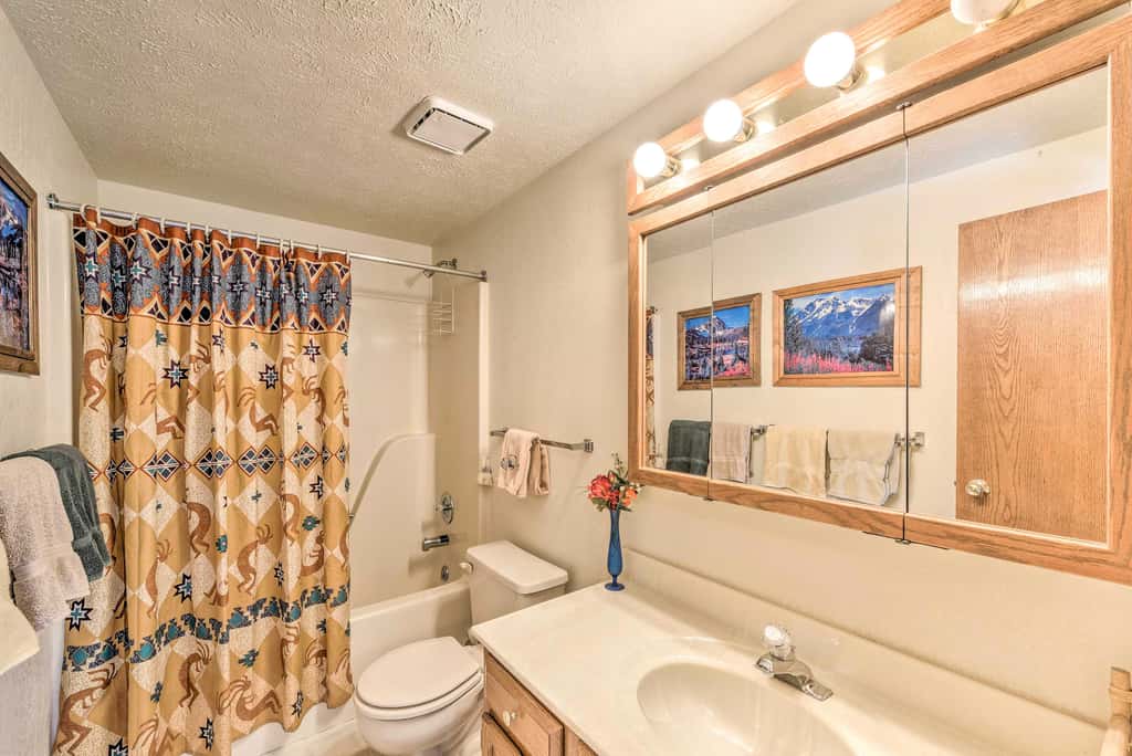 Mountain-View Buena Vista Home: 1 Mile to Main St!