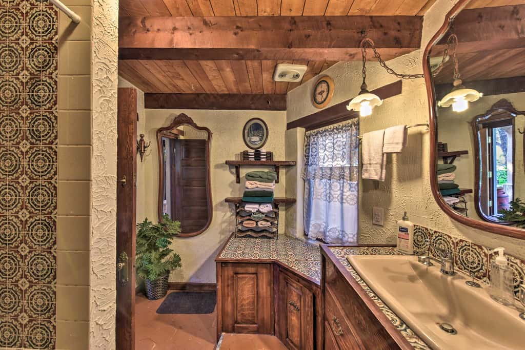 ‘Riverheart Retreat’ - One-of-a-Kind Villa!