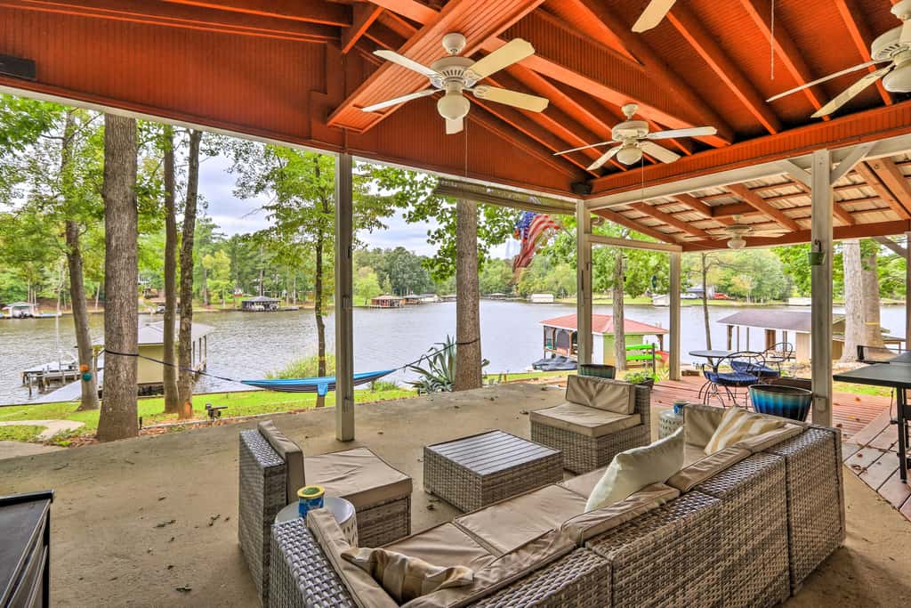 Eatonton Getaway on Lake Sinclair w/ Dock!