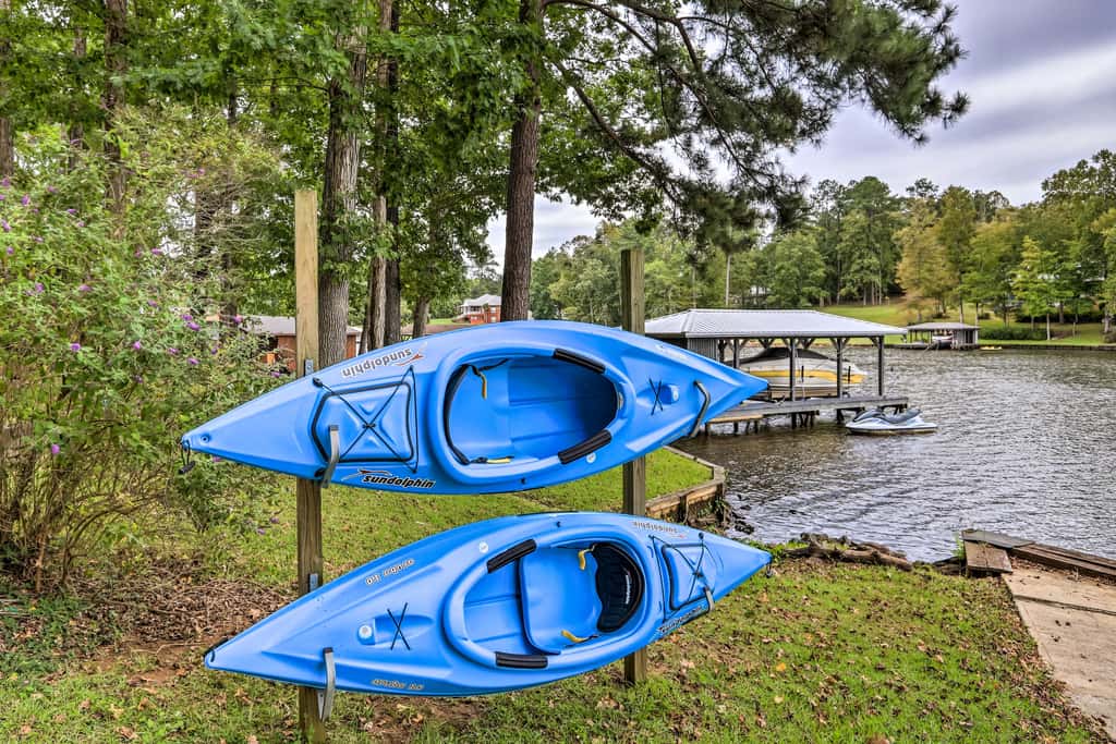 Eatonton Getaway on Lake Sinclair w/ Dock!