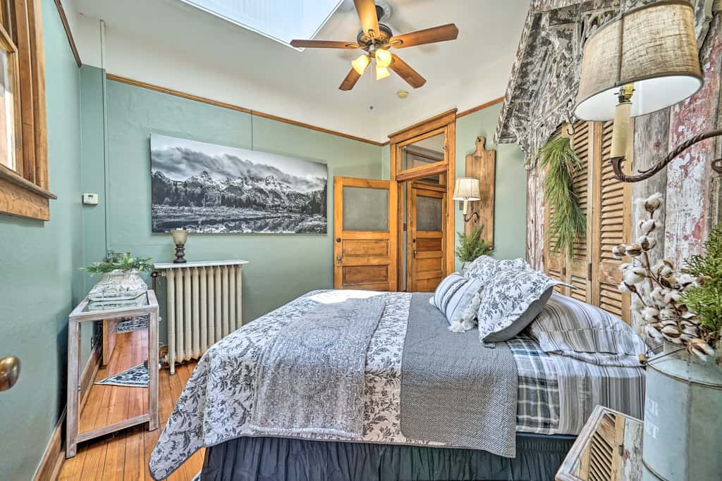 Walk to Shops & Restaurants: Dtwn Laramie Condo!