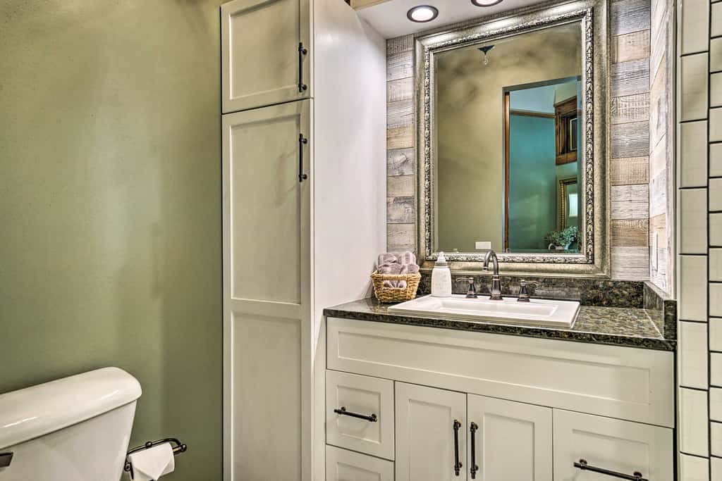 Walk to Shops & Restaurants: Dtwn Laramie Condo!