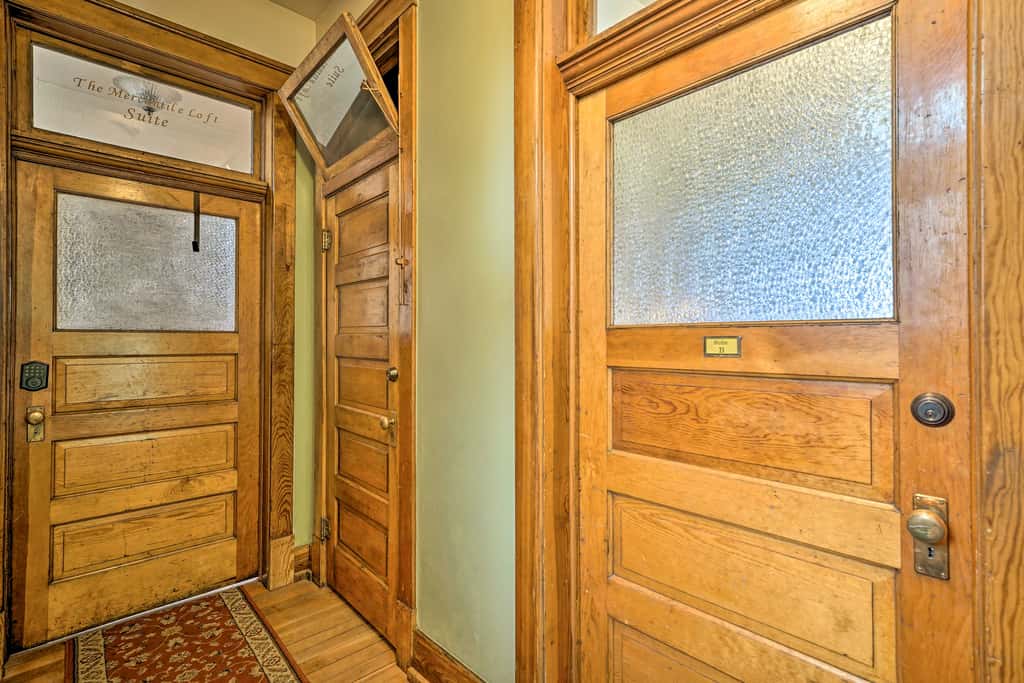 Walk to Shops & Restaurants: Dtwn Laramie Condo!