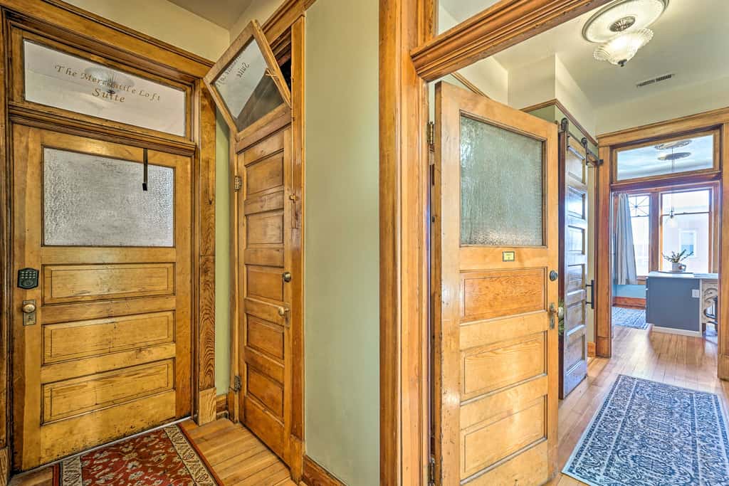 Walk to Shops & Restaurants: Dtwn Laramie Condo!