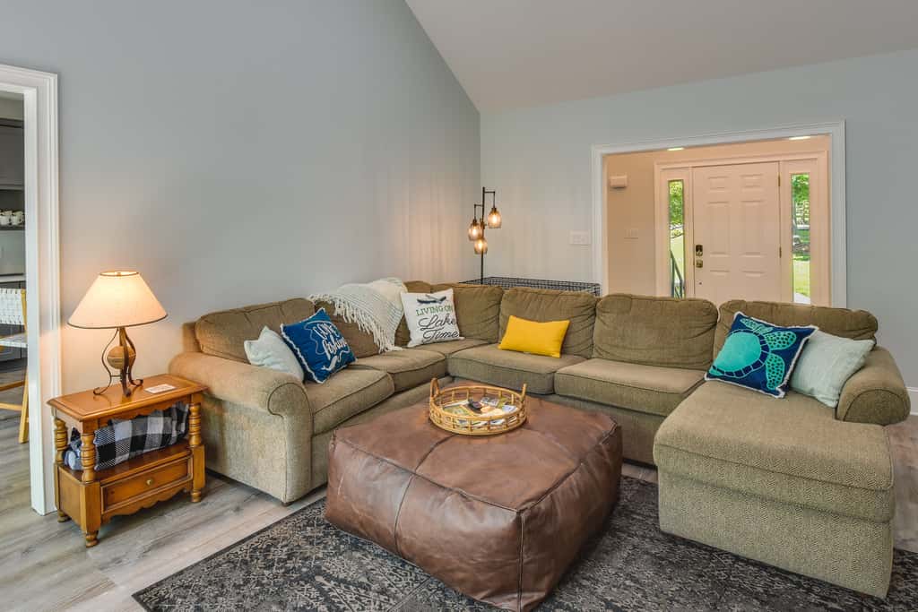 South Carolina Retreat w/ Fireplace & Lake Access!