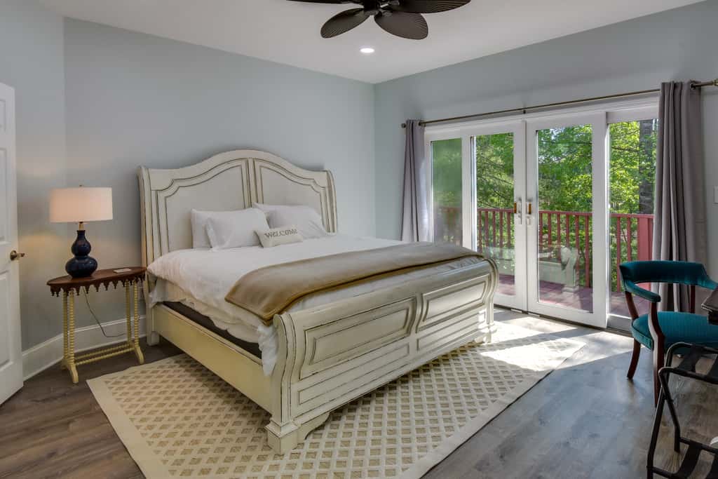 South Carolina Retreat w/ Fireplace & Lake Access!