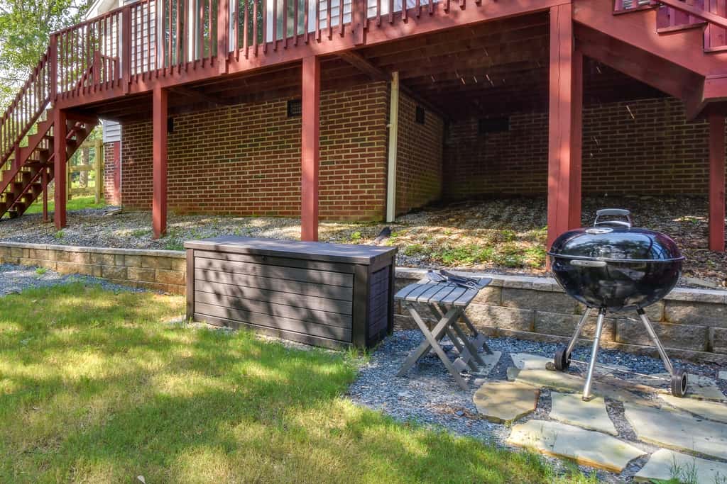 South Carolina Retreat w/ Fireplace & Lake Access!