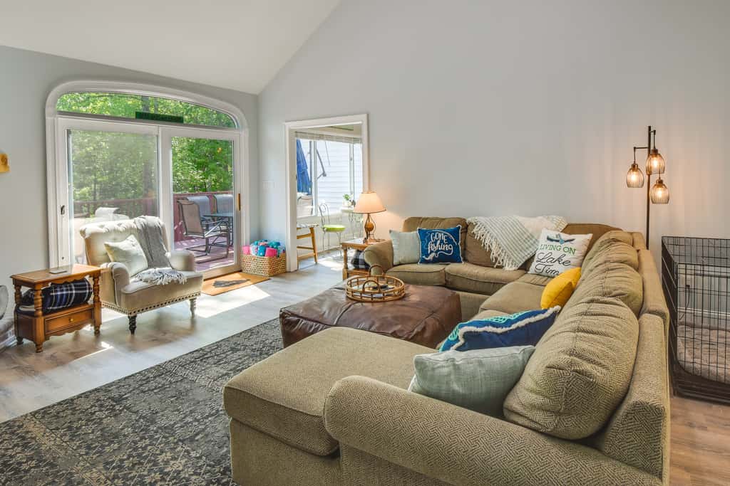 South Carolina Retreat w/ Fireplace & Lake Access!