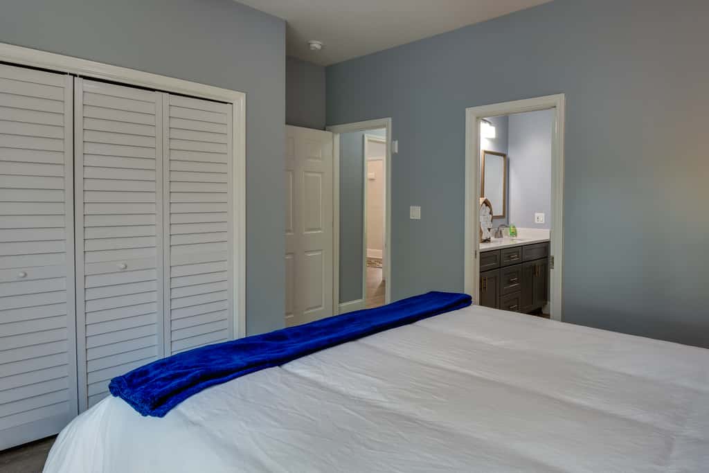 South Carolina Retreat w/ Fireplace & Lake Access!