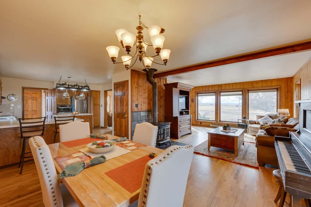 Charming Country Home in Laramie - 4 Mi to UW!
