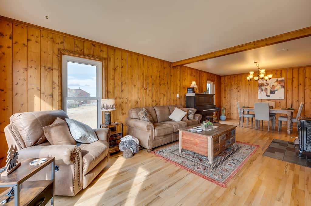 Charming Country Home in Laramie - 4 Mi to UW!