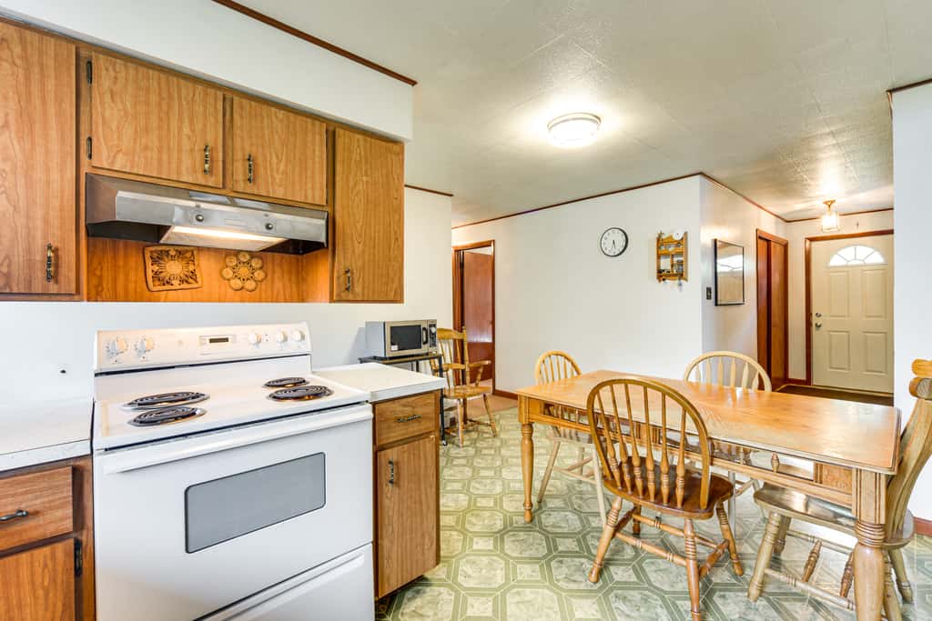 Fisher's Retreat: Hayward Home, Near ATV Trails!