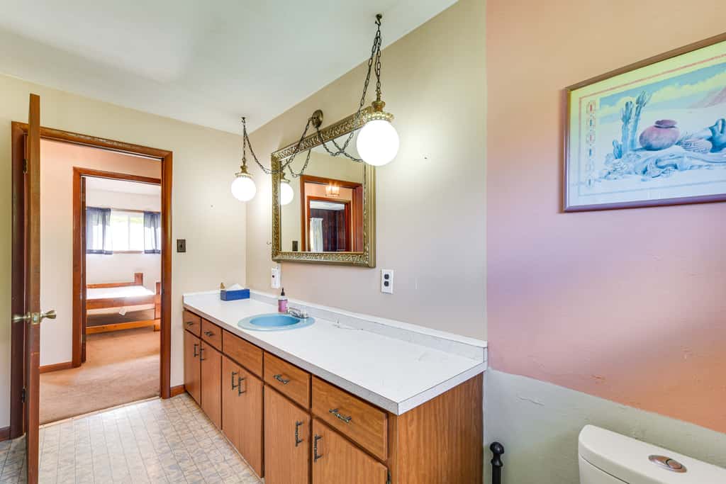 Fisher's Retreat: Hayward Home, Near ATV Trails!