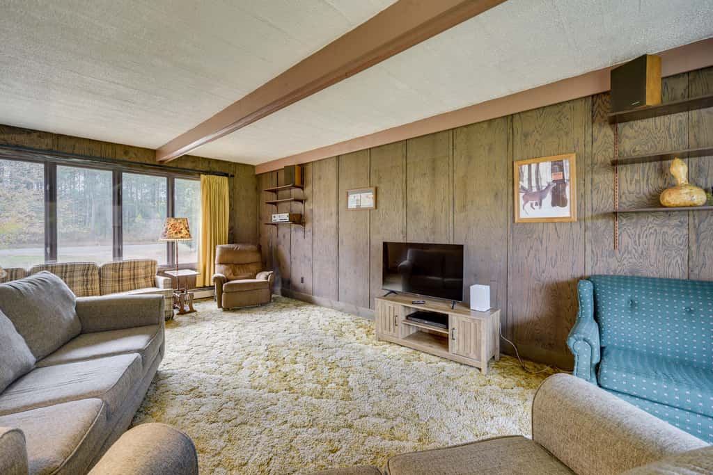 Fisher's Retreat: Hayward Home, Near ATV Trails!