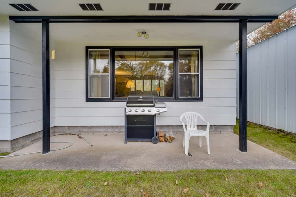 Fisher's Retreat: Hayward Home, Near ATV Trails!