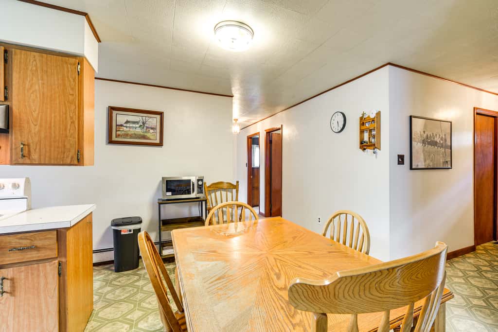 Fisher's Retreat: Hayward Home, Near ATV Trails!