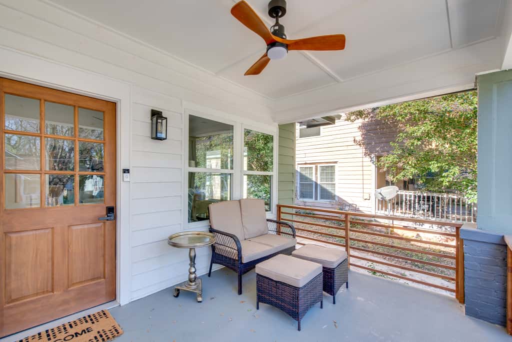 4 Mi to Dtwn Atlanta: Spacious West End Retreat!