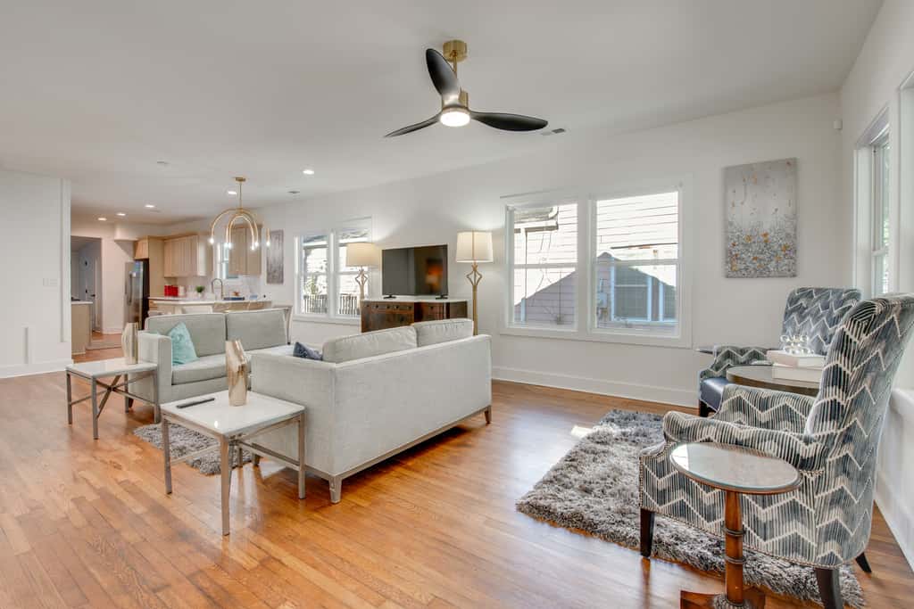 4 Mi to Dtwn Atlanta: Spacious West End Retreat!