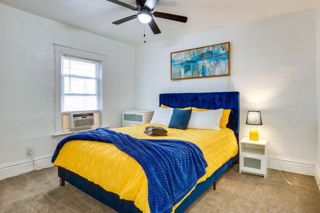 Modern 2BR Kansas City Condo Near Downtown