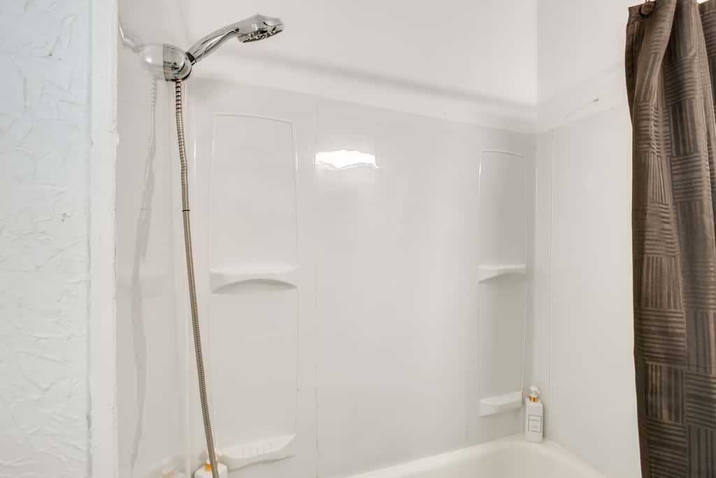 Modern 2BR Kansas City Condo Near Downtown