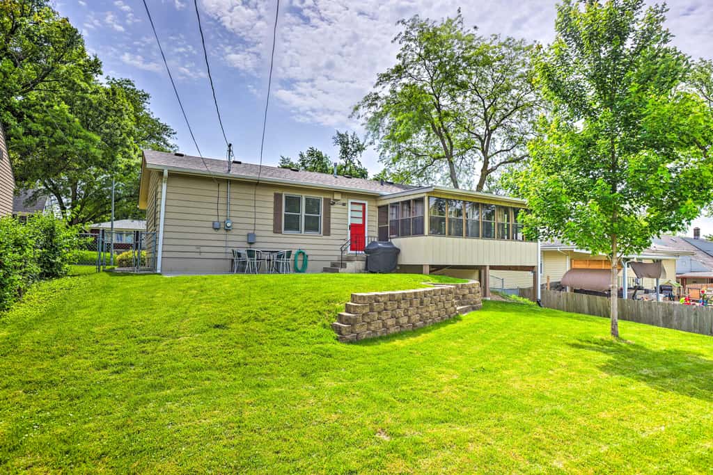 6 Mi to Old Market: Home w/ BBQ-Ready Patio!
