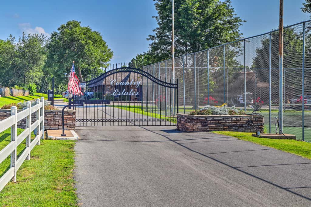 Pool Access: Condo w/ Patio in Afton