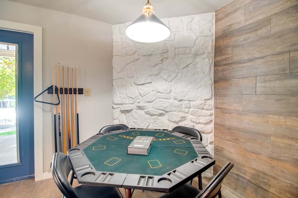 Game Room, Dock & Hot Tub: Grand Lake Getaway