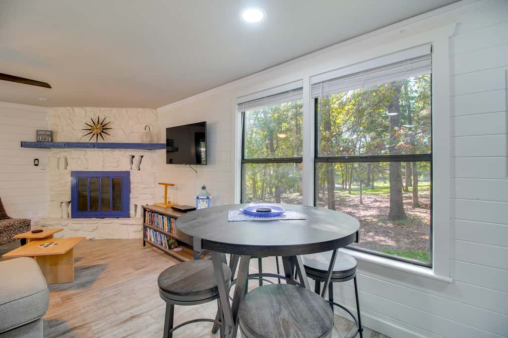 Game Room, Dock & Hot Tub: Grand Lake Getaway